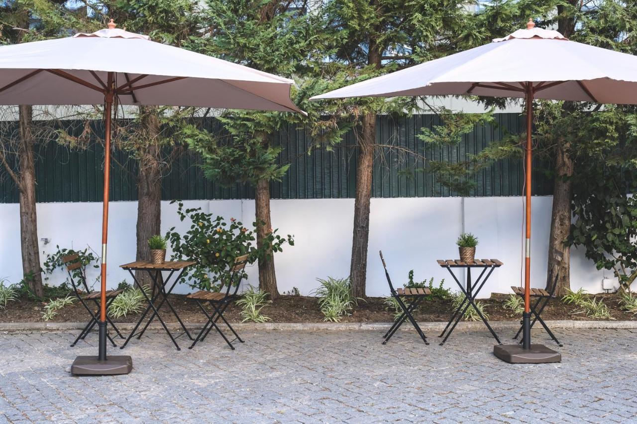 4U Lisbon VI Guesthouse Airport 외부 사진